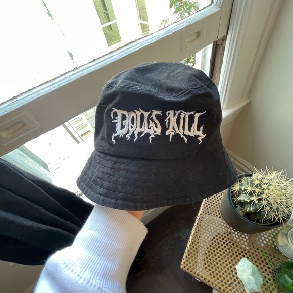 Sold -🤍Dolls Kill Black Bucket Hat with melting white logo 🖤🤍 - Picture 2 of 5